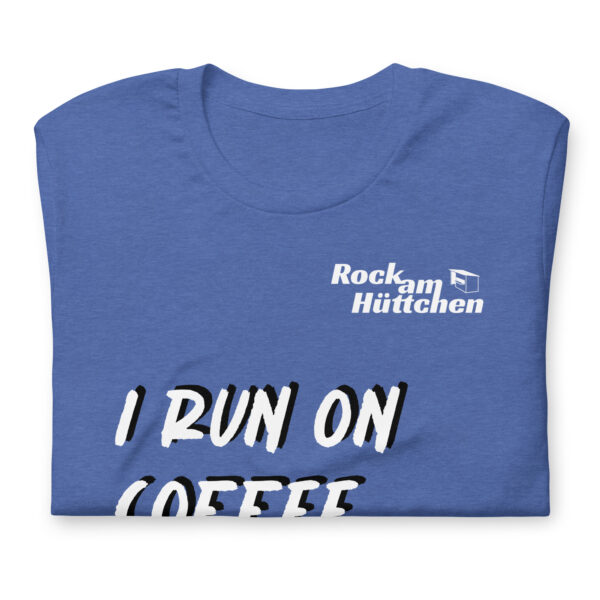 Unisex-T-Shirt Coffee and Chaos – Bild 9