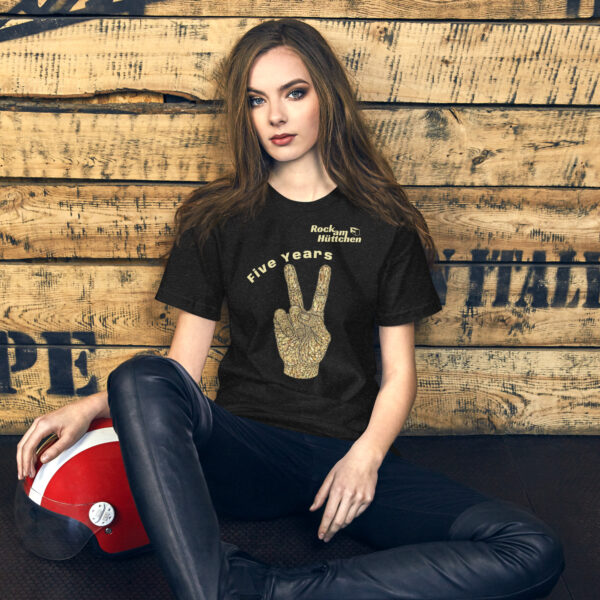 Unisex-T-Shirt Five Years